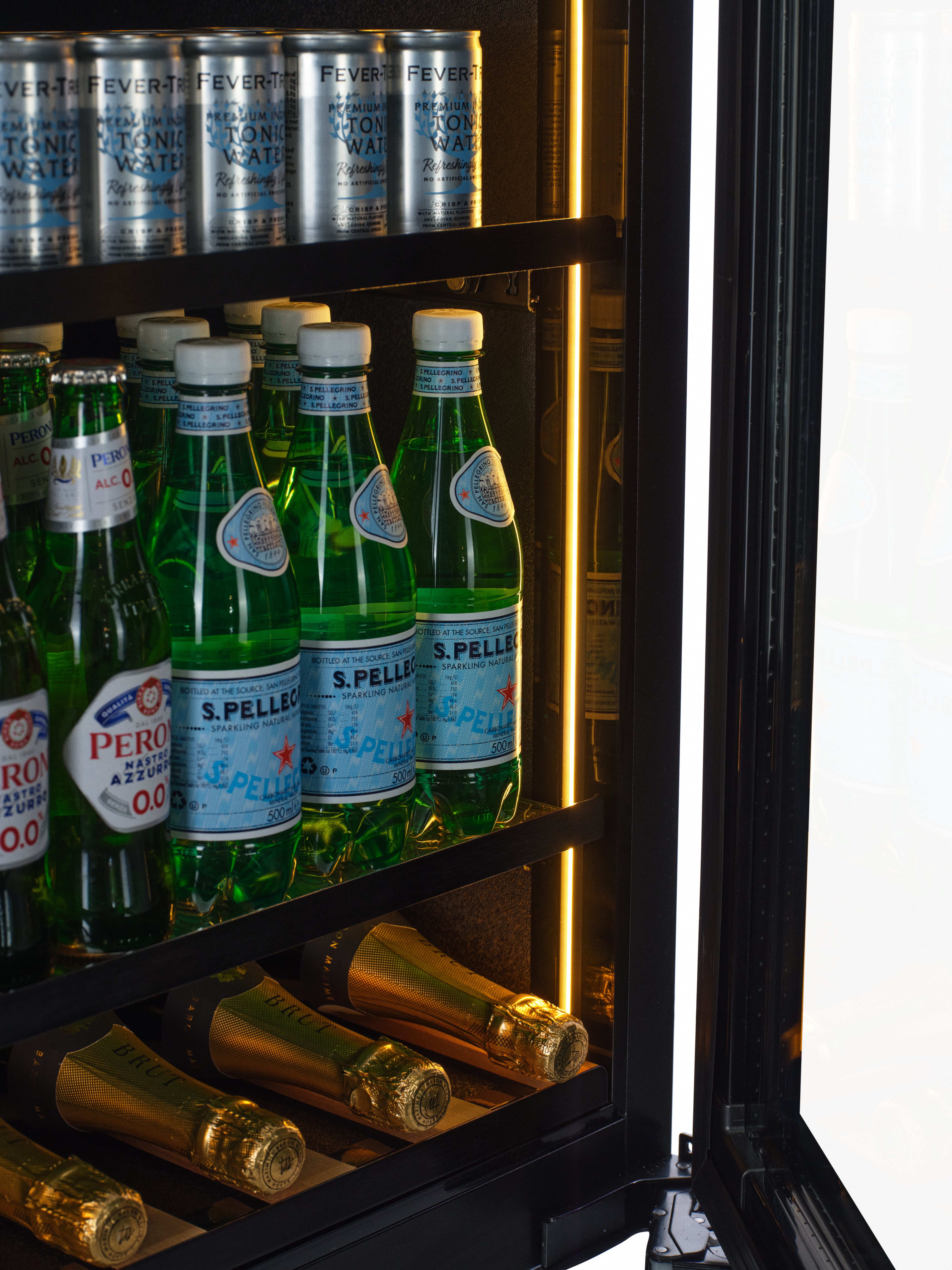 BV34PANEL-TO - Paneelklare drankenkoelkast - 118L - Push2open