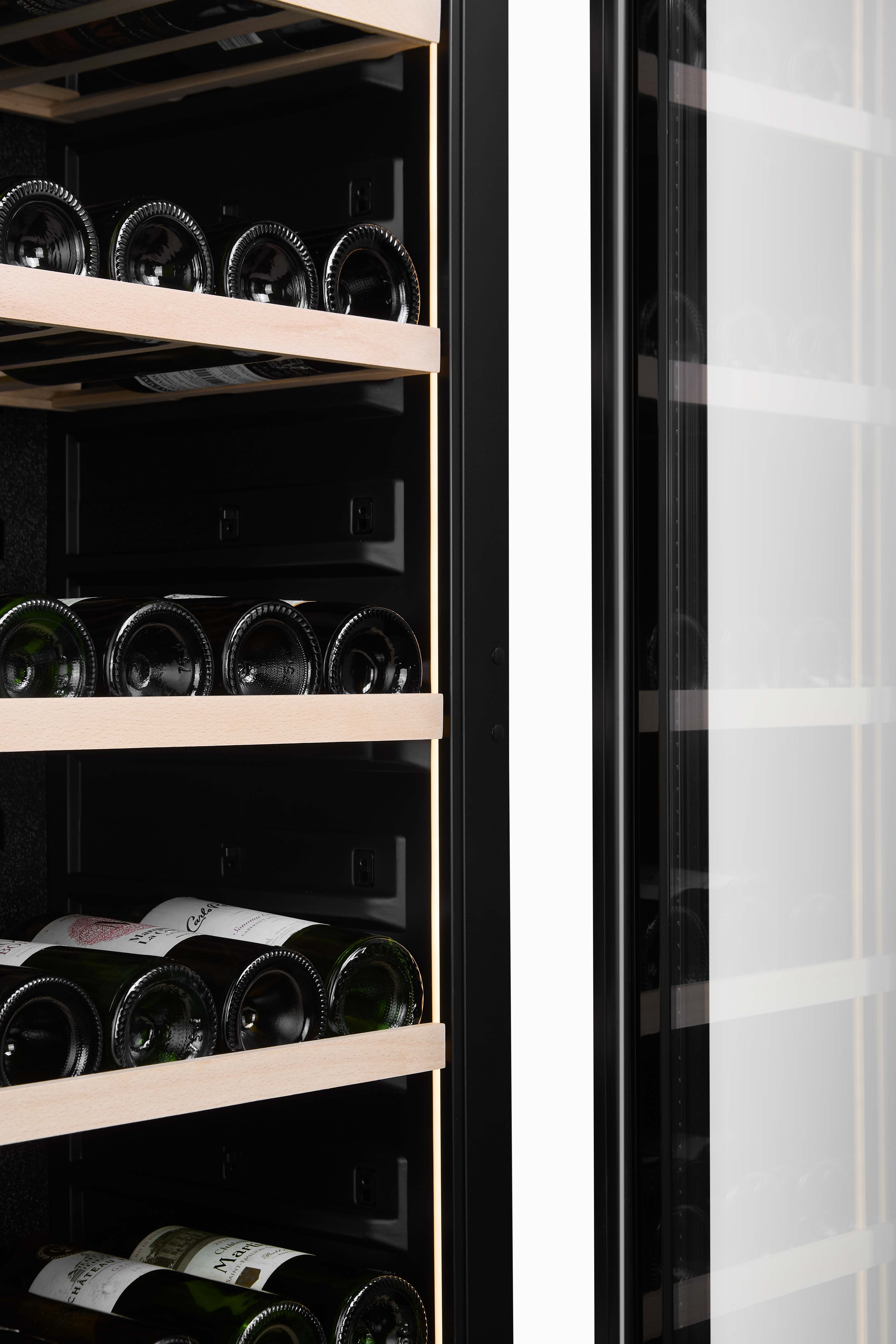 W82S-BLACK - 74 bottle Wine Fridge